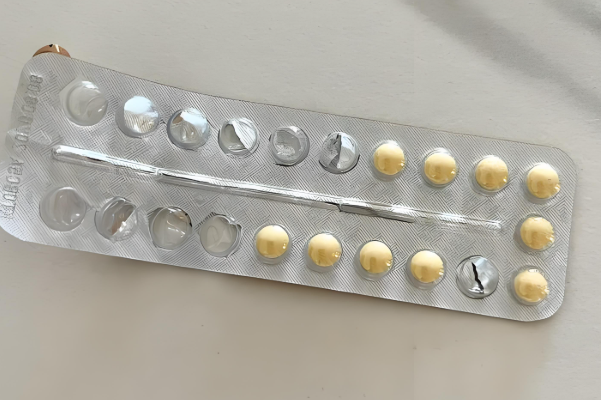达英吃了能让卵泡同步发育