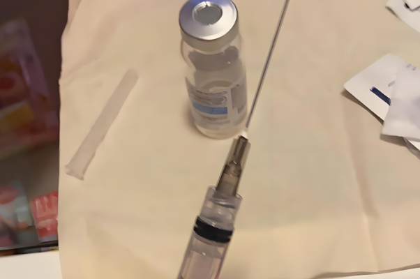 试管后消除宫腔积液的最快办法，病理性需注射黄体酮