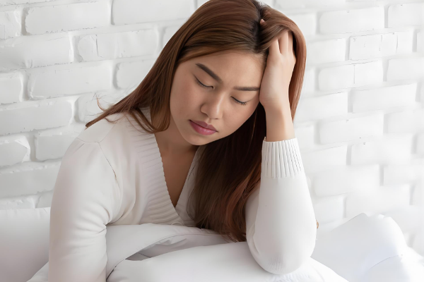 打完促排针头晕是激素波动所致